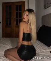 Mia photo 2