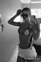 Pamela photo 6