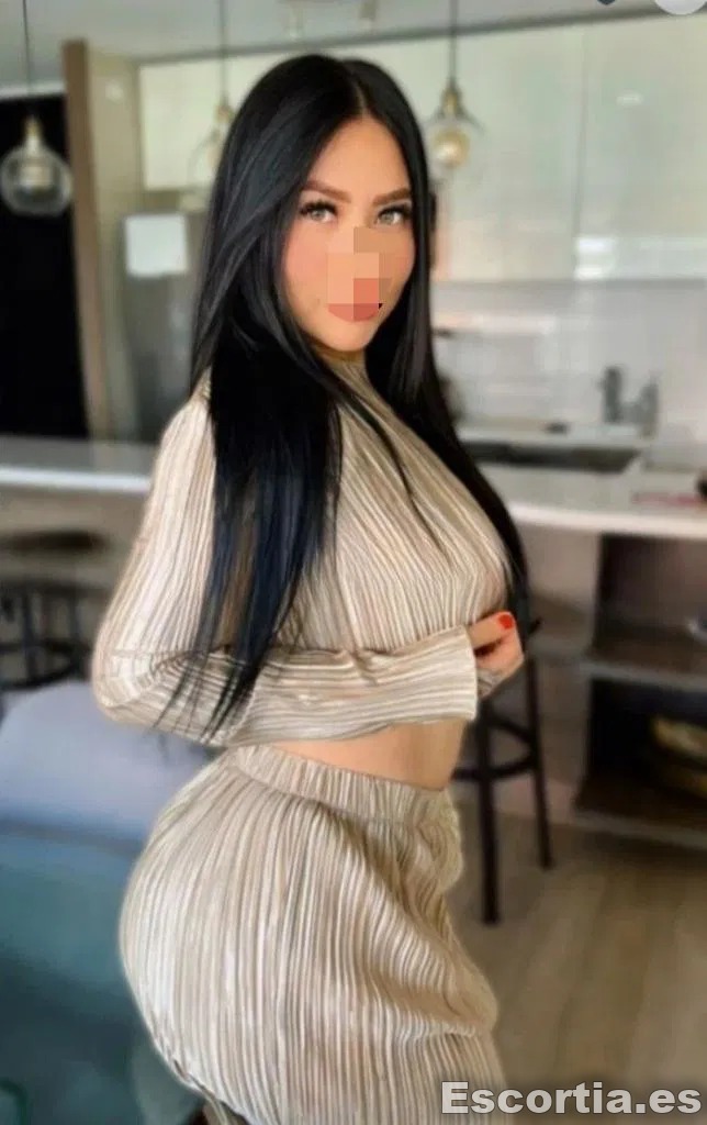 Samantha photo 3