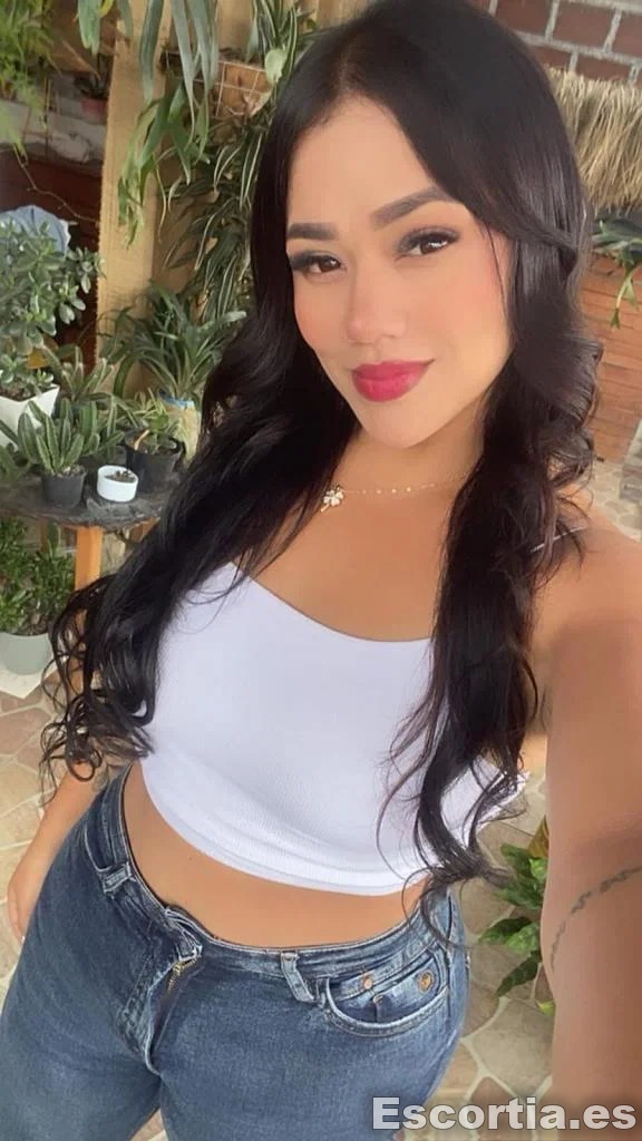 Nikol photo 3