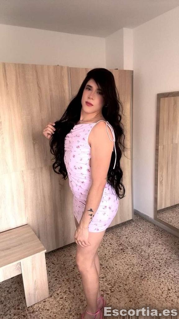 Samantha photo 3