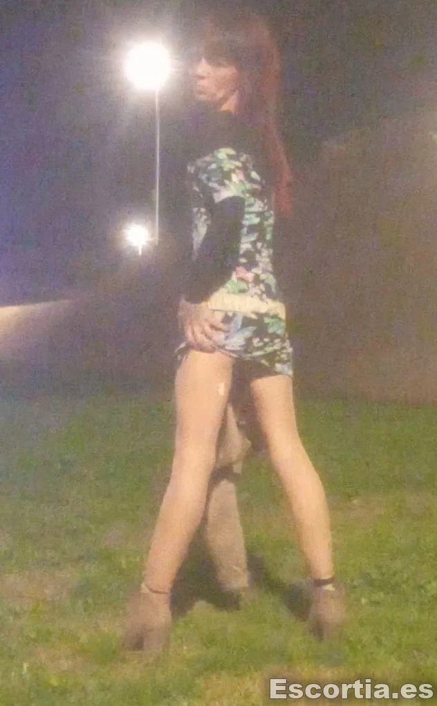 Pelirroja escort Badajoz