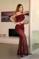 Mia photo 4