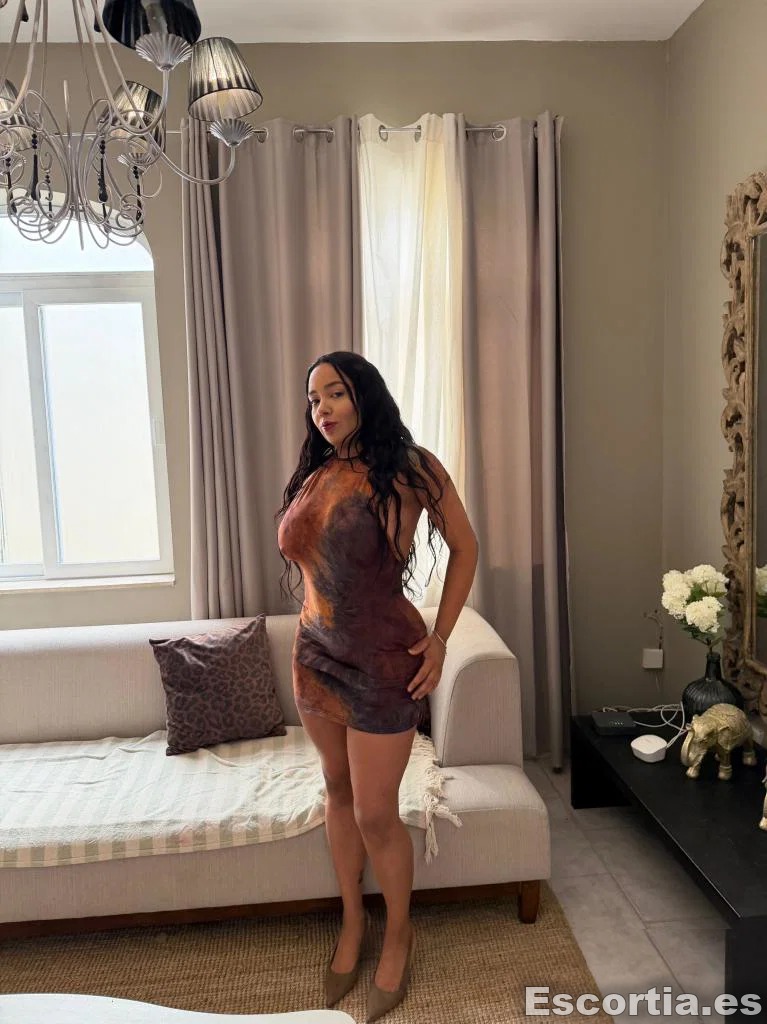 Samantha photo 3