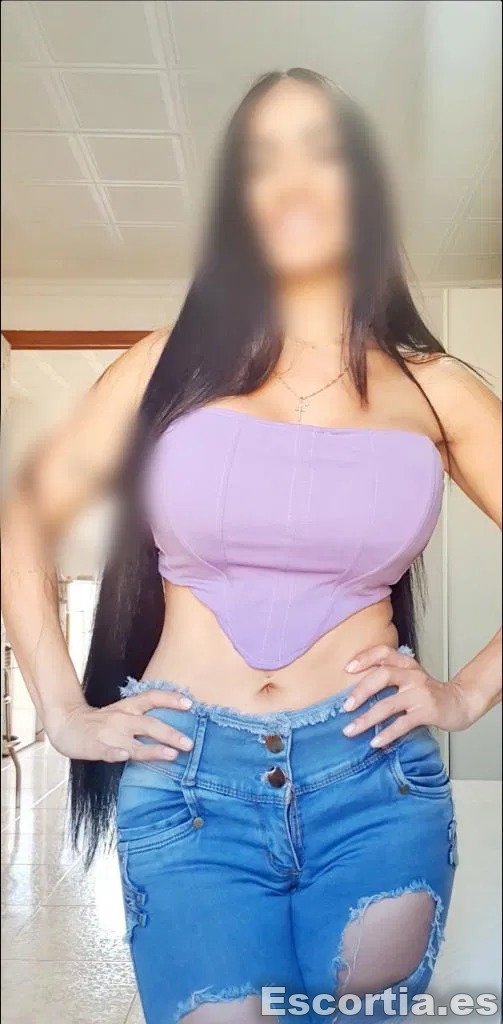 Melani photo 3
