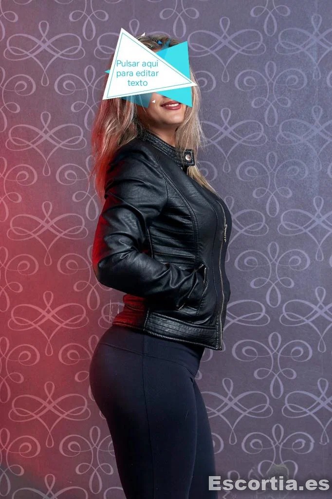 Nicol escort Santander