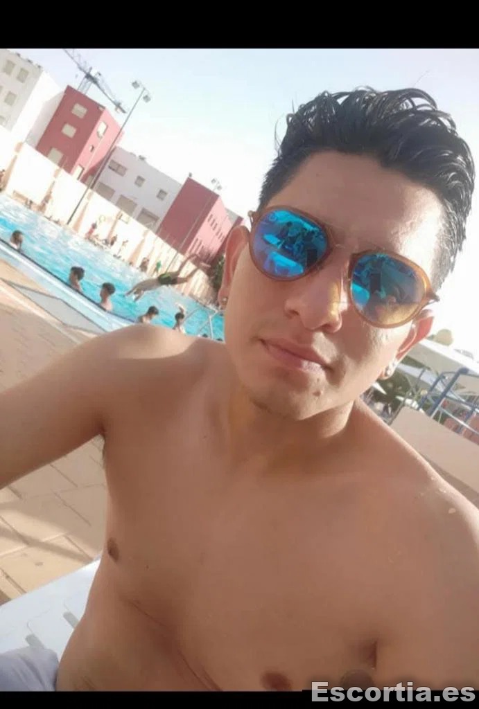 Adrian escort Murcia
