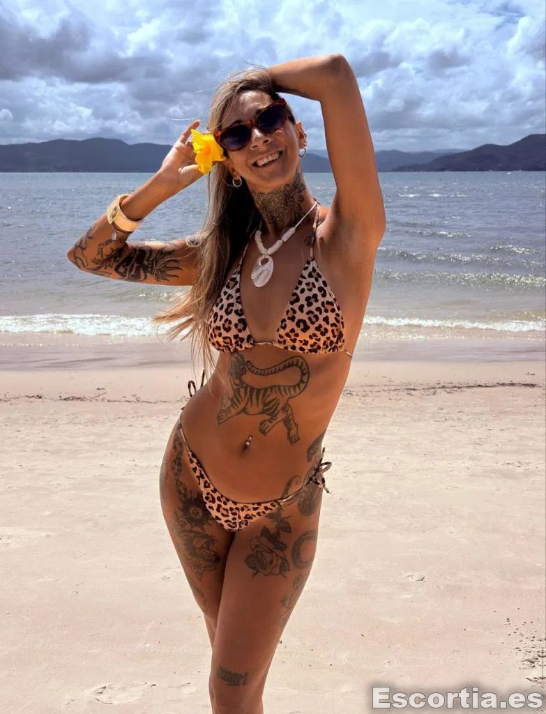 Tina photo 3