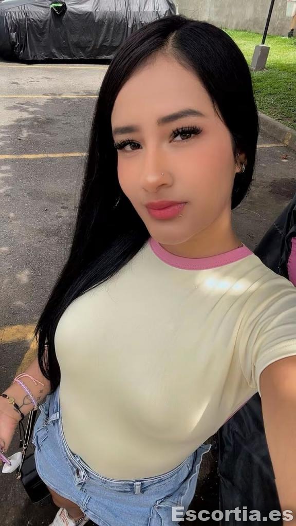 Alejandra photo 3