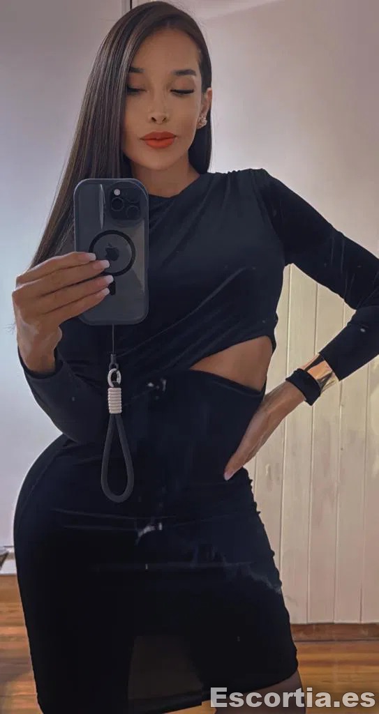 Isabella kloster photo 5