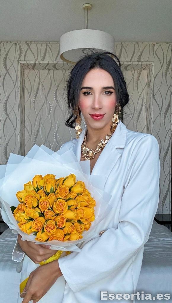 Amira Saphier photo 5