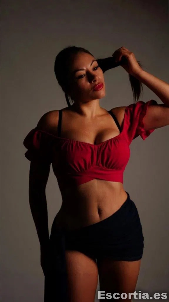 Andrea photo 5