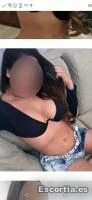 Mia photo 8