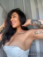 Alicia photo 6