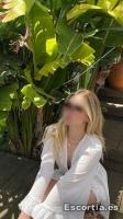 Emi photo 6