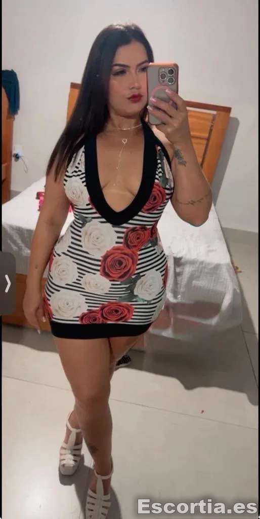 Luana photo 3