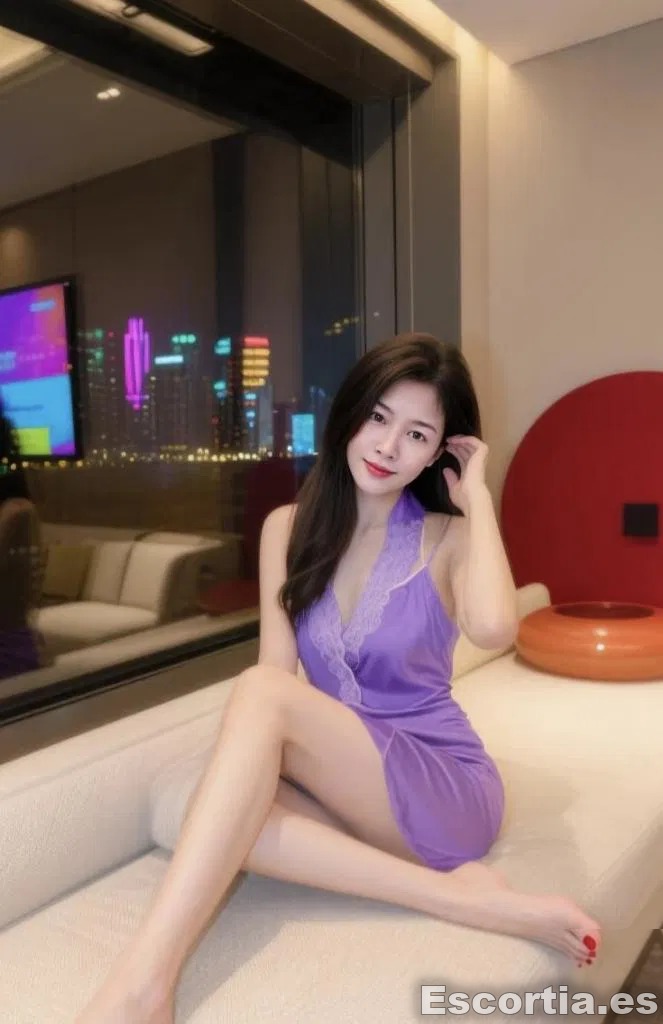 Puta asiatica 26 escort Barcelona