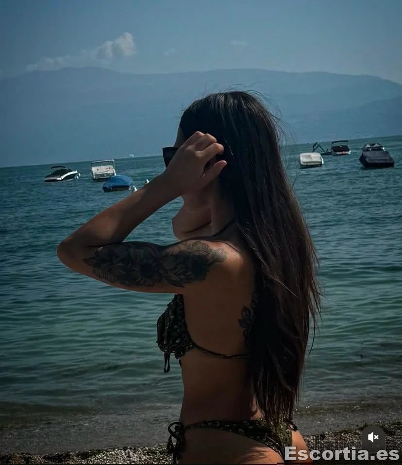 Lina photo 7