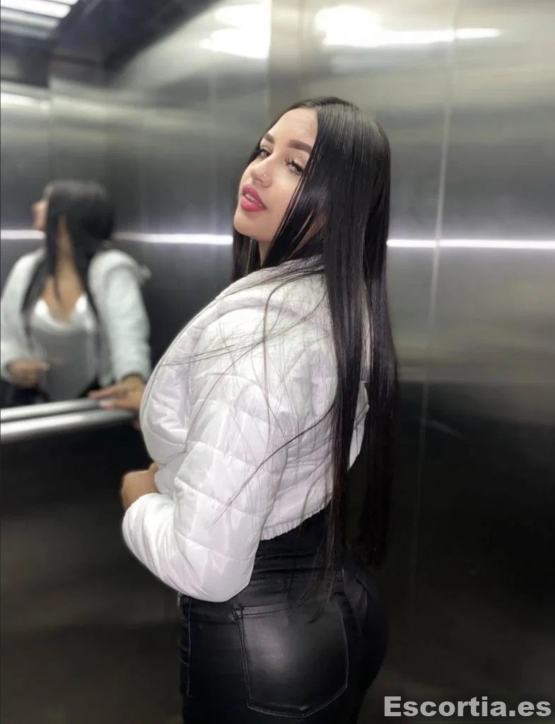 Alejandra photo 5