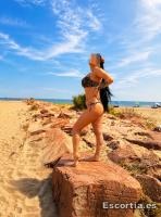 Beatriz photo 2