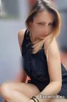 Laura photo 4