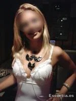 Laura photo 8