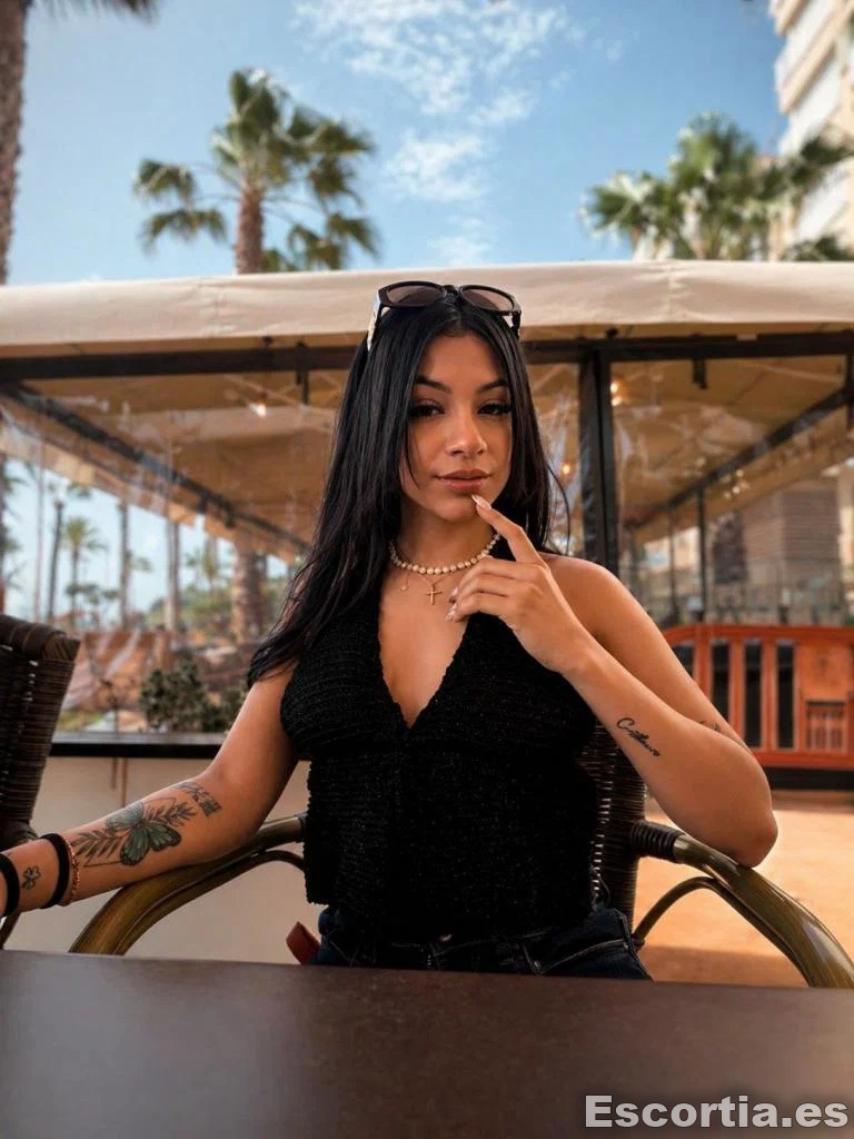 Señorita colombiana 24 escort Murcia