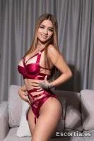 Escort latina 23 photo 9