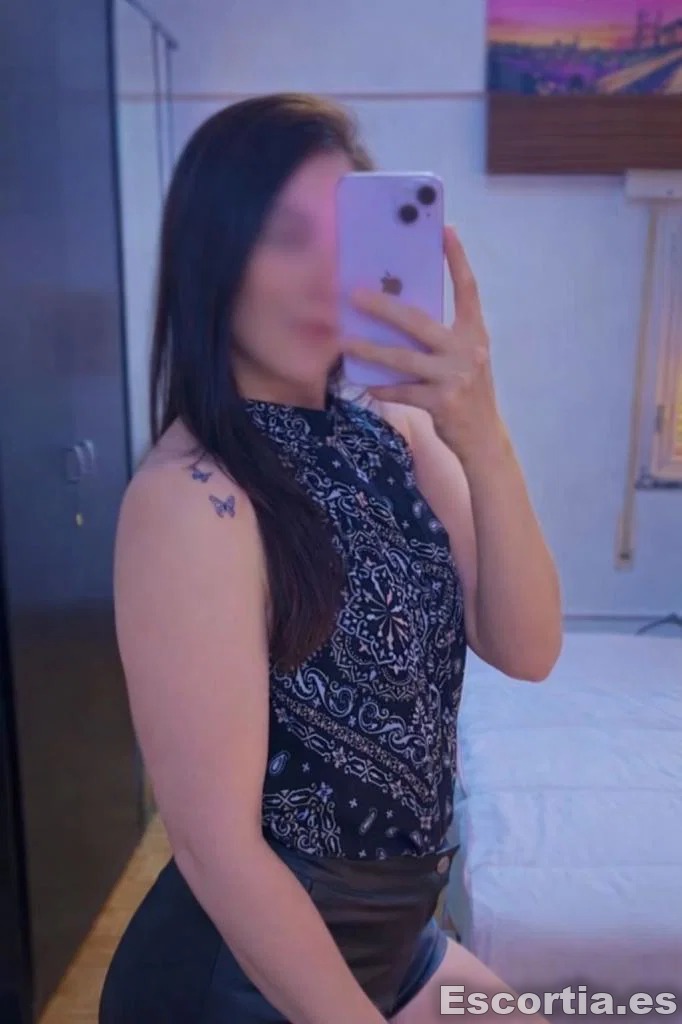 Laura photo 5