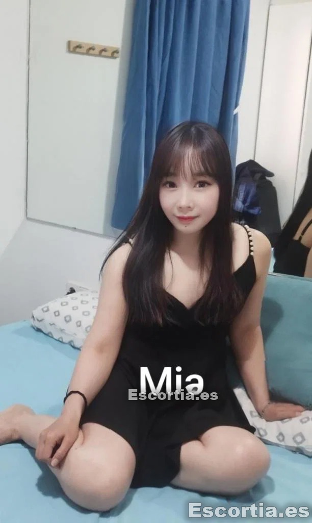 Mía photo 3