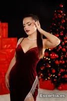 Dana isabella photo 4