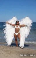 Naomi photo 8