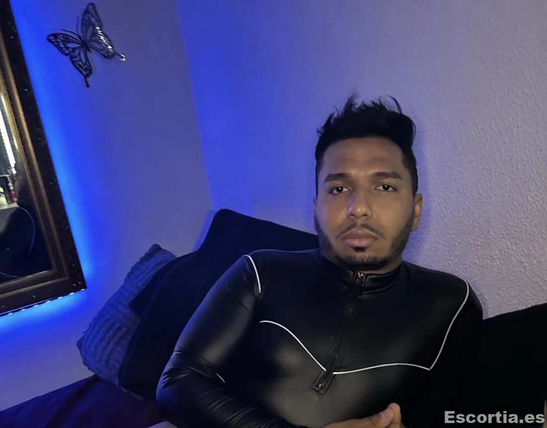 Damian escort Madrid
