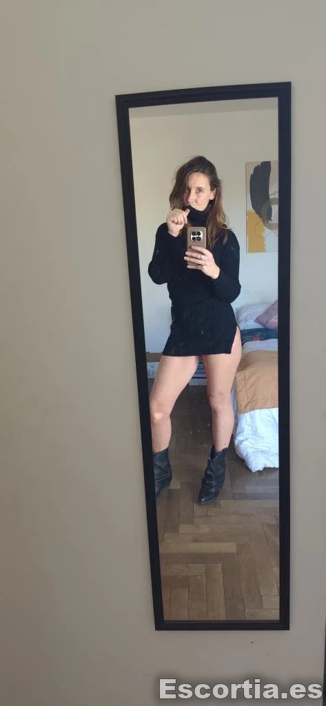 Ari photo 7