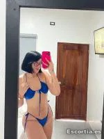 Debora photo 6