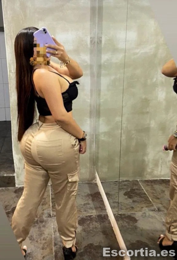 Luna escort Sevilla