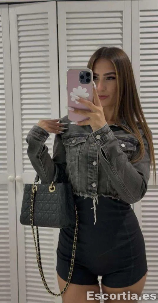 Valentina escort Pontevedra