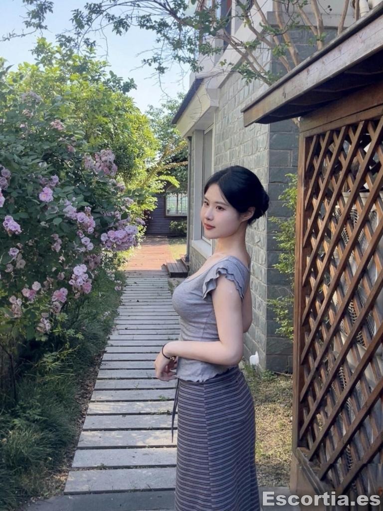 Lulu escort Barcelona