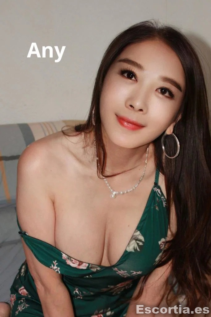 Angie escort Madrid
