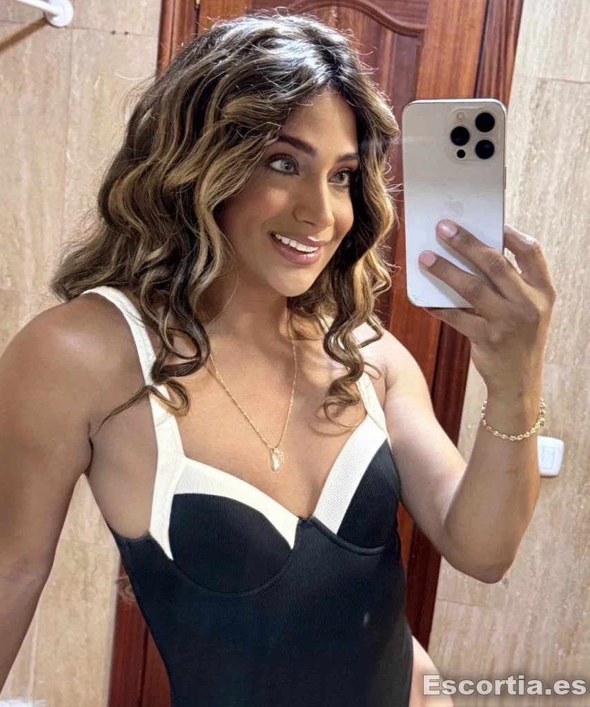 Lorena photo 3