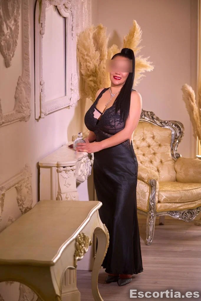 Yoko escort Sevilla
