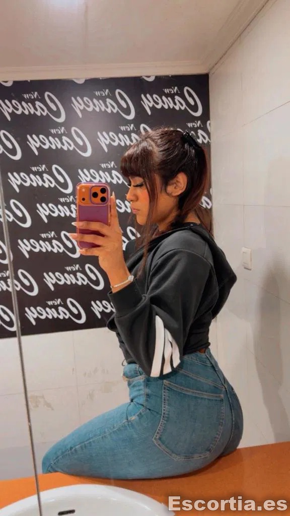 Valentina escort Valladolid