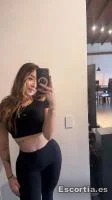 Mia photo 6