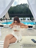 Mia photo 8