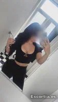Mia photo 6
