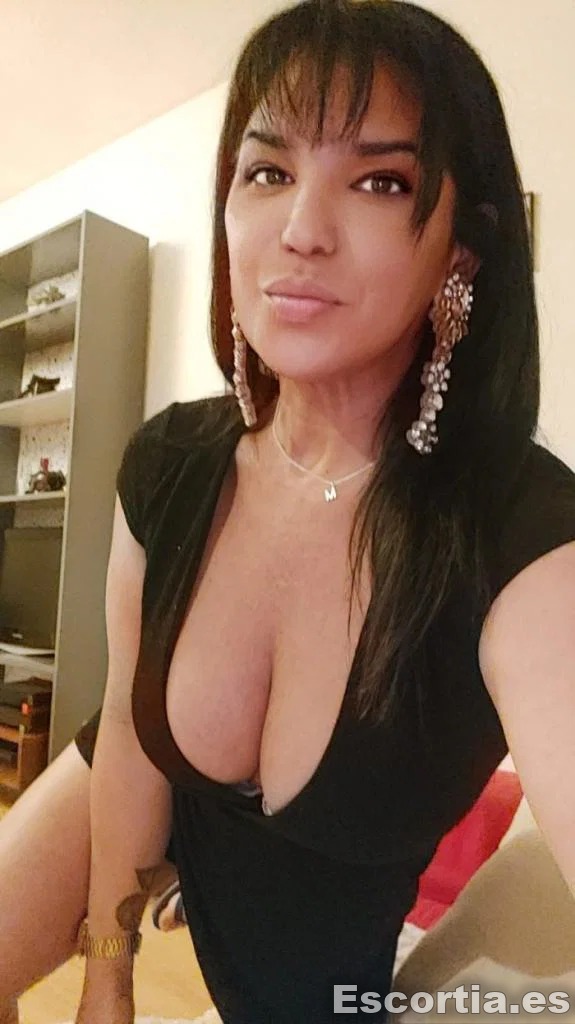 Mónica escort Valencia