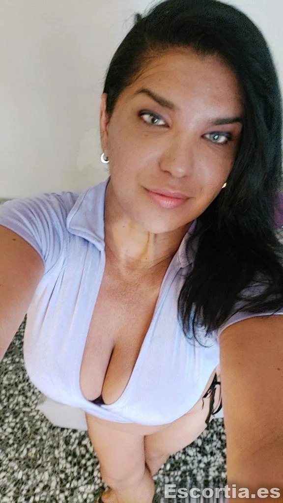 Mónica photo 5