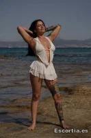 Pamela photo 6