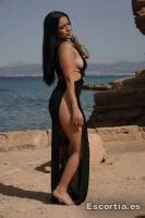 Pamela photo 8