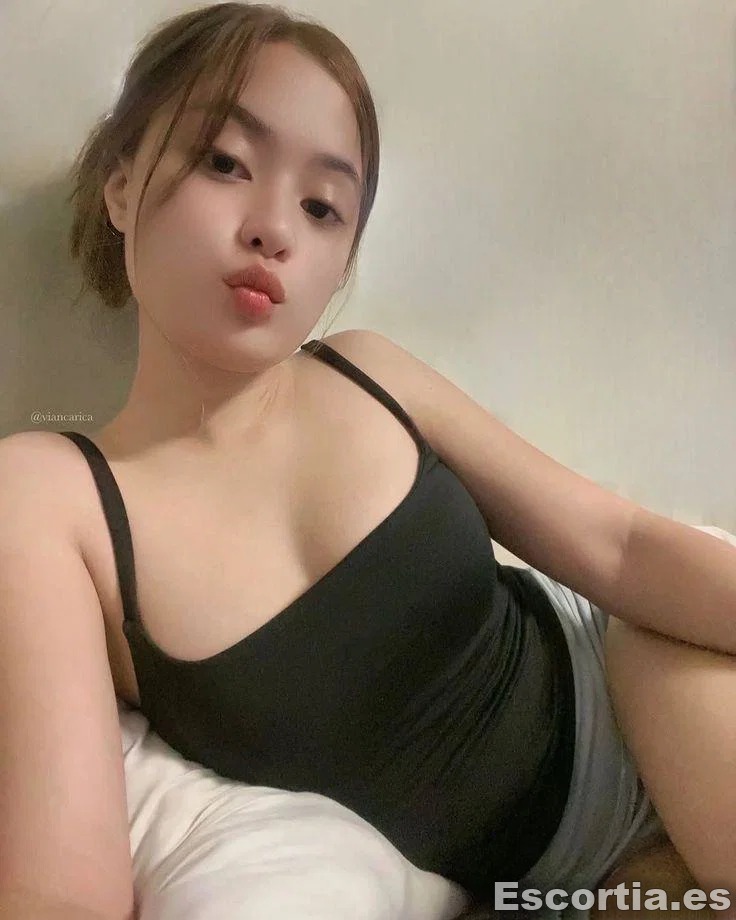 Puta asiatica 22 escort Madrid